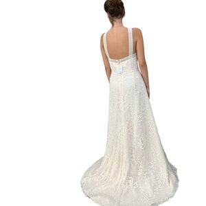 🆕 GALINA Davids Bridal Wedding Dress Ivory Allover Train Laced Embroidered